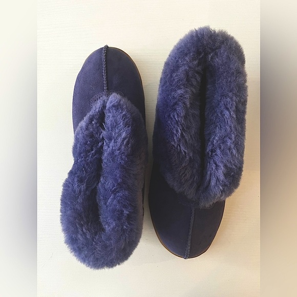 NWOT Blue Suede Ugg Ankle Boots US 9/UK 7.5 - Picture 6 of 8